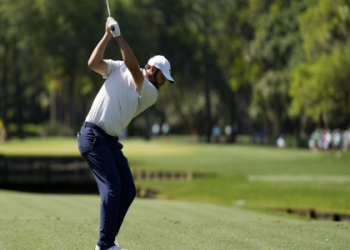 Who is Wesly Bryan? Learn all about the golf trick shot master!