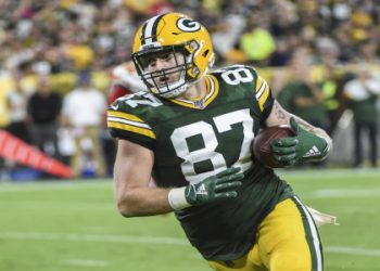 Dean Lowry Packers:Fan Discussions and Future Outlook.
