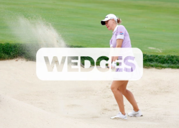 What clubs does lpga golfer hull use? Check out the specific golf gear inside her bag for tournaments.