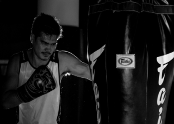 Were the boxing gloves Mayweather used really special? Learn about the key features of his chosen fight gear.