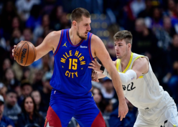 Need the Lakers vs Timberwolves match player stats recap? Discover who led both teams in key categories.